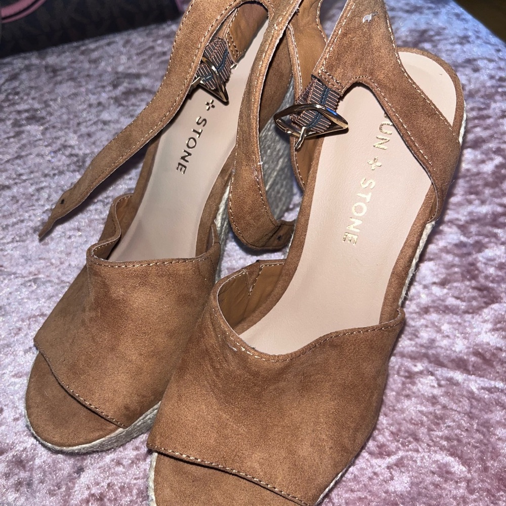 Tan nude wedge heels